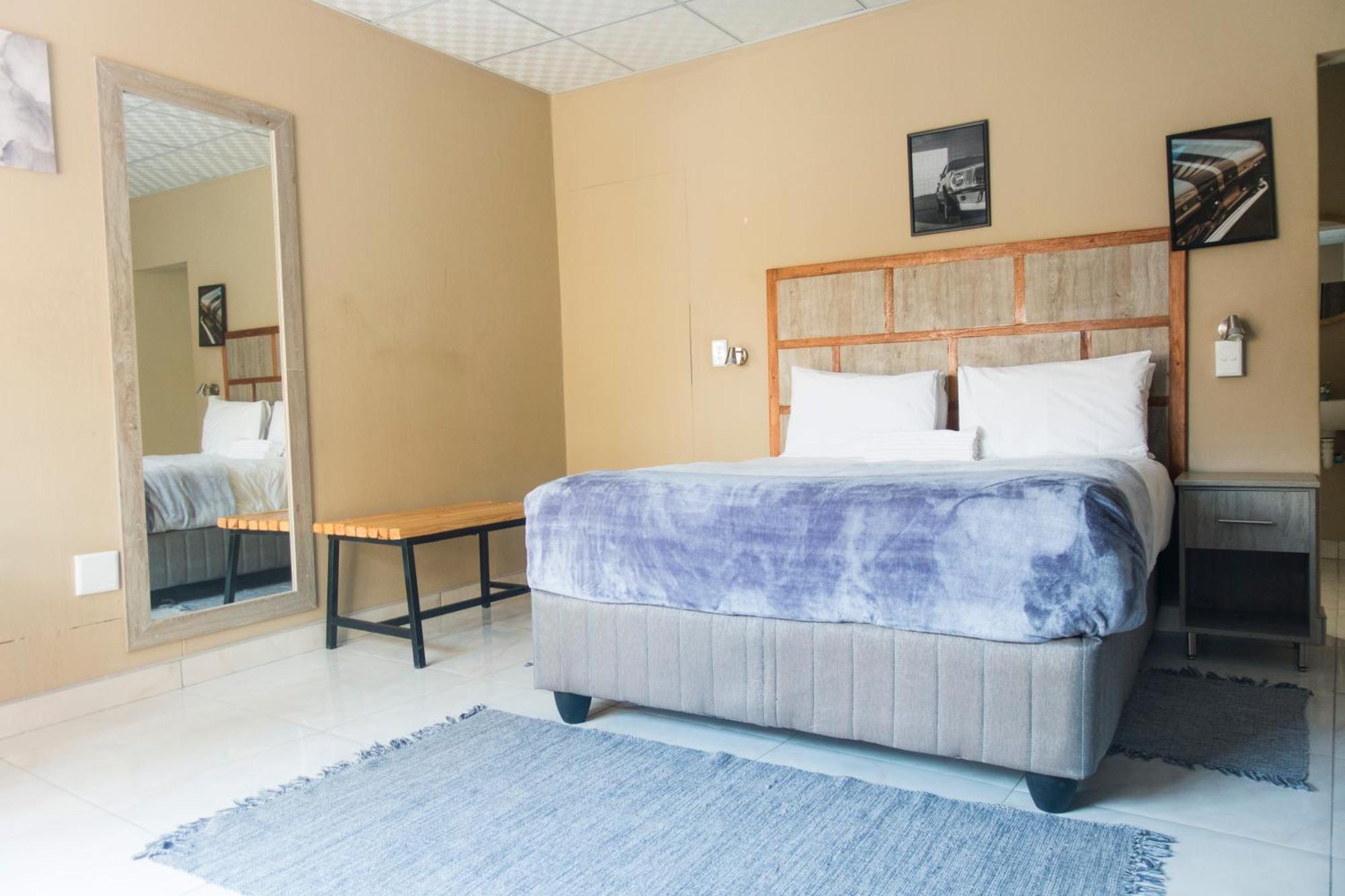 Ondangwa Rest Camp Bed and Breakfast Exteriör bild